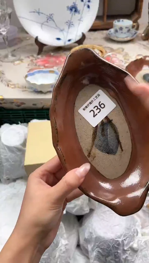 瓷片@***辣E         236