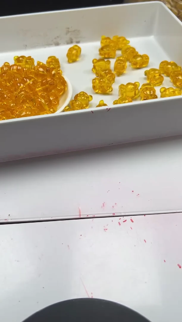 蜜蜡颈饰未镶嵌w3093蜜蜡金珀暴力熊*1颗