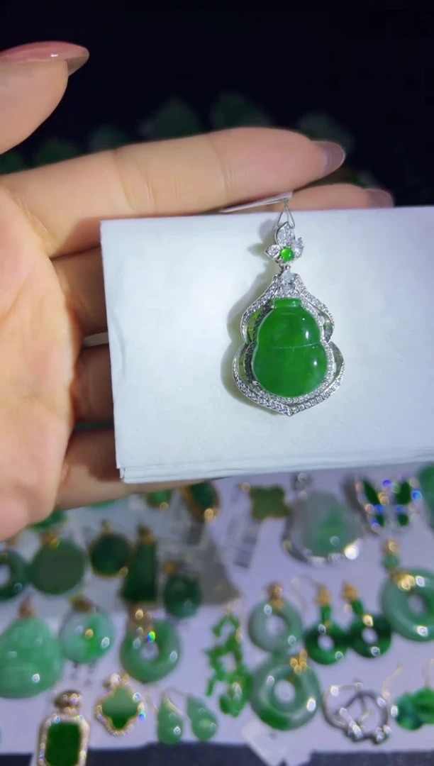 【闪购商品】翡翠颈饰银S925镶嵌Q缅料A货翡翠/支持复检/一件