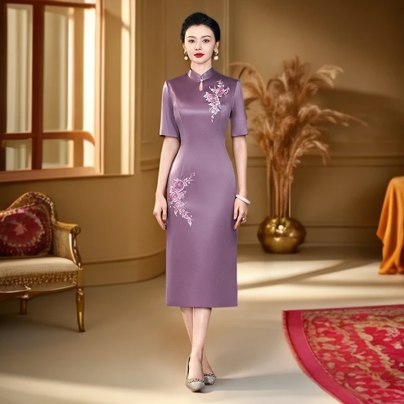 斜襟中国风高腰裙旗袍修身刺绣宴会常规款大码婚礼