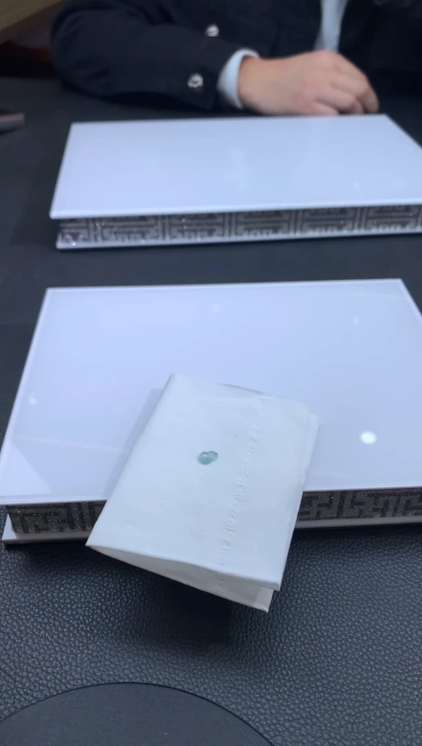 【闪购商品】定制翡翠未镶嵌翡翠