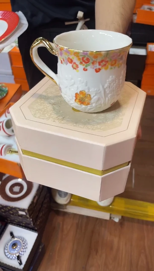 杯鸿辉家品牌瓷器，京东包邮！