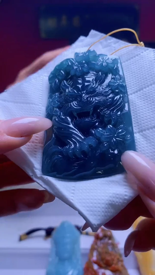 定制翡翠未镶嵌翡翠A货 多样性发其一