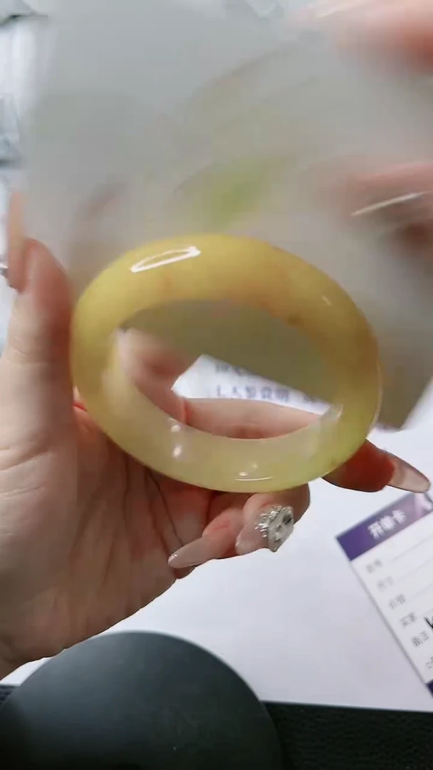 【闪购商品】石英质玉手镯未镶嵌多样性发货V129