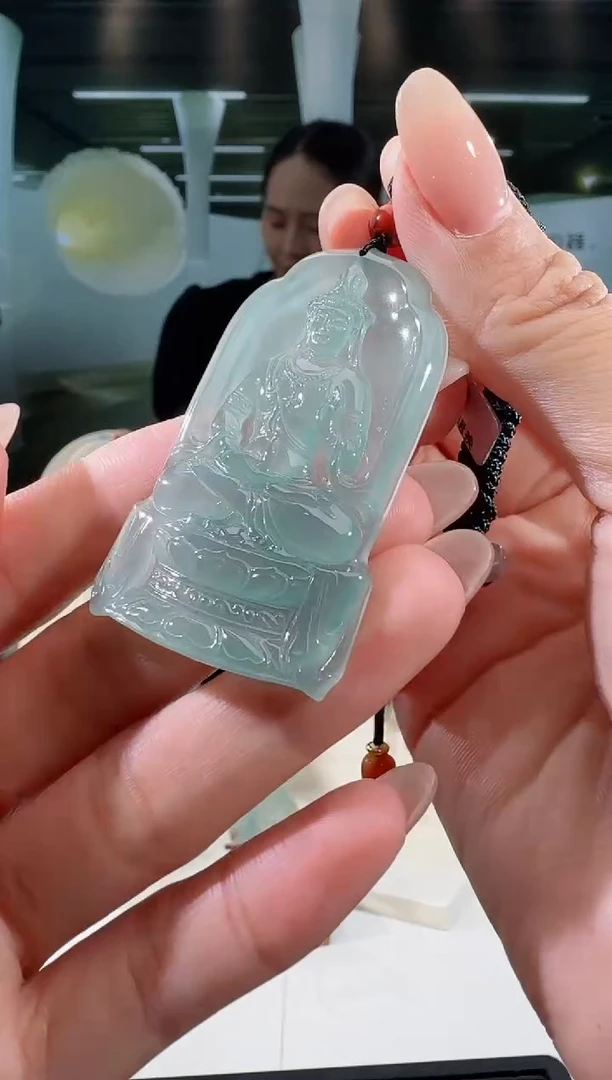 翡翠未镶嵌吊坠(不含链)观音