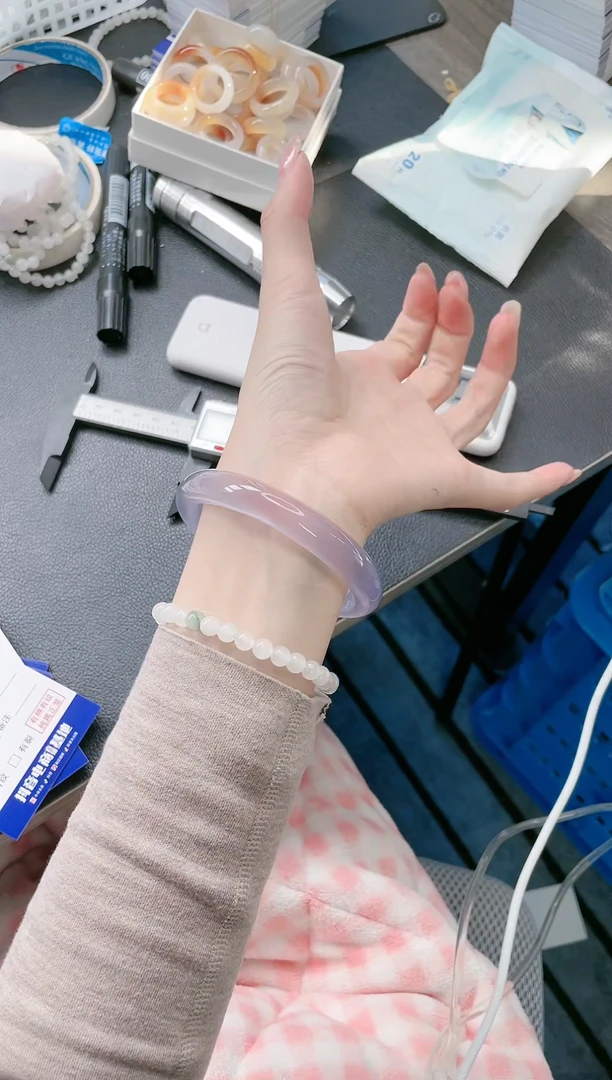 【闪购商品】石英质玉手镯未镶嵌 冰紫手镯-62