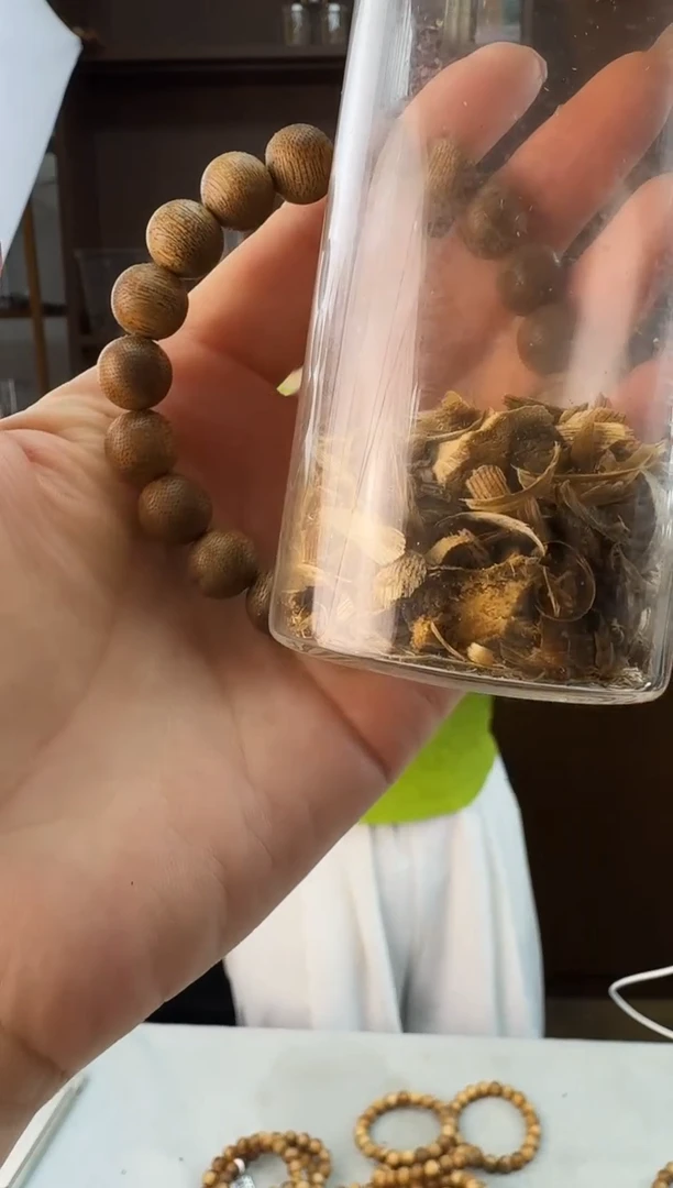 沉香碎屑沉香Y1.0圆千里香静静沉香甄选多样性发一