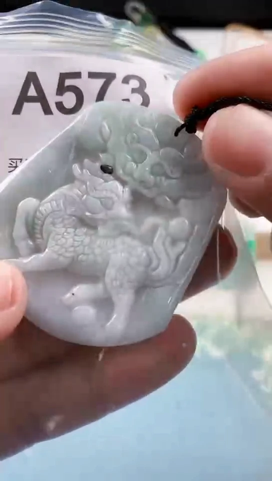 【闪购商品】翡翠挂件未镶嵌天然翡翠吊坠挂件