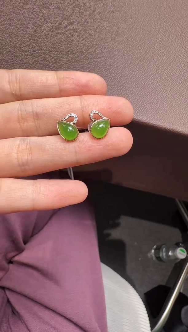 颈饰18K金镶嵌和田玉35-592-10.10多样性拍一发一