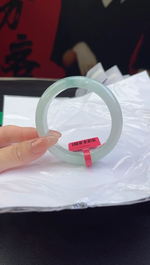 【闪购商品】翡翠手镯未镶嵌翡翠手镯