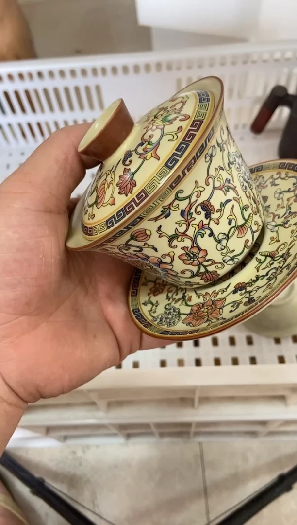摆件摄影的产品有使用过的痕迹有点脏介意勿拍