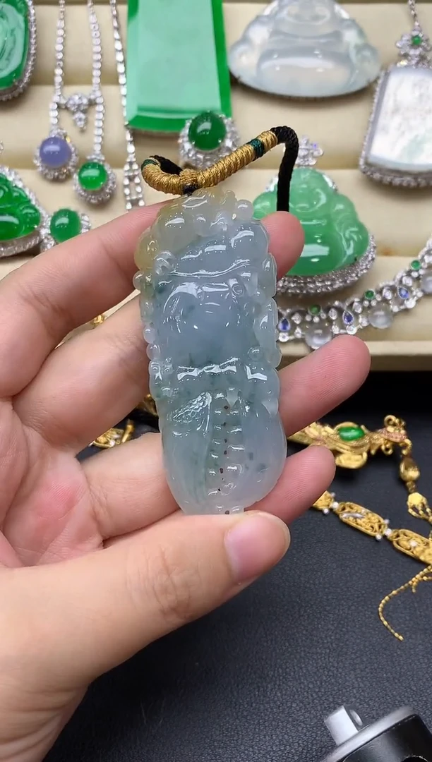 翡翠未镶嵌颈饰111-中国好珍宝