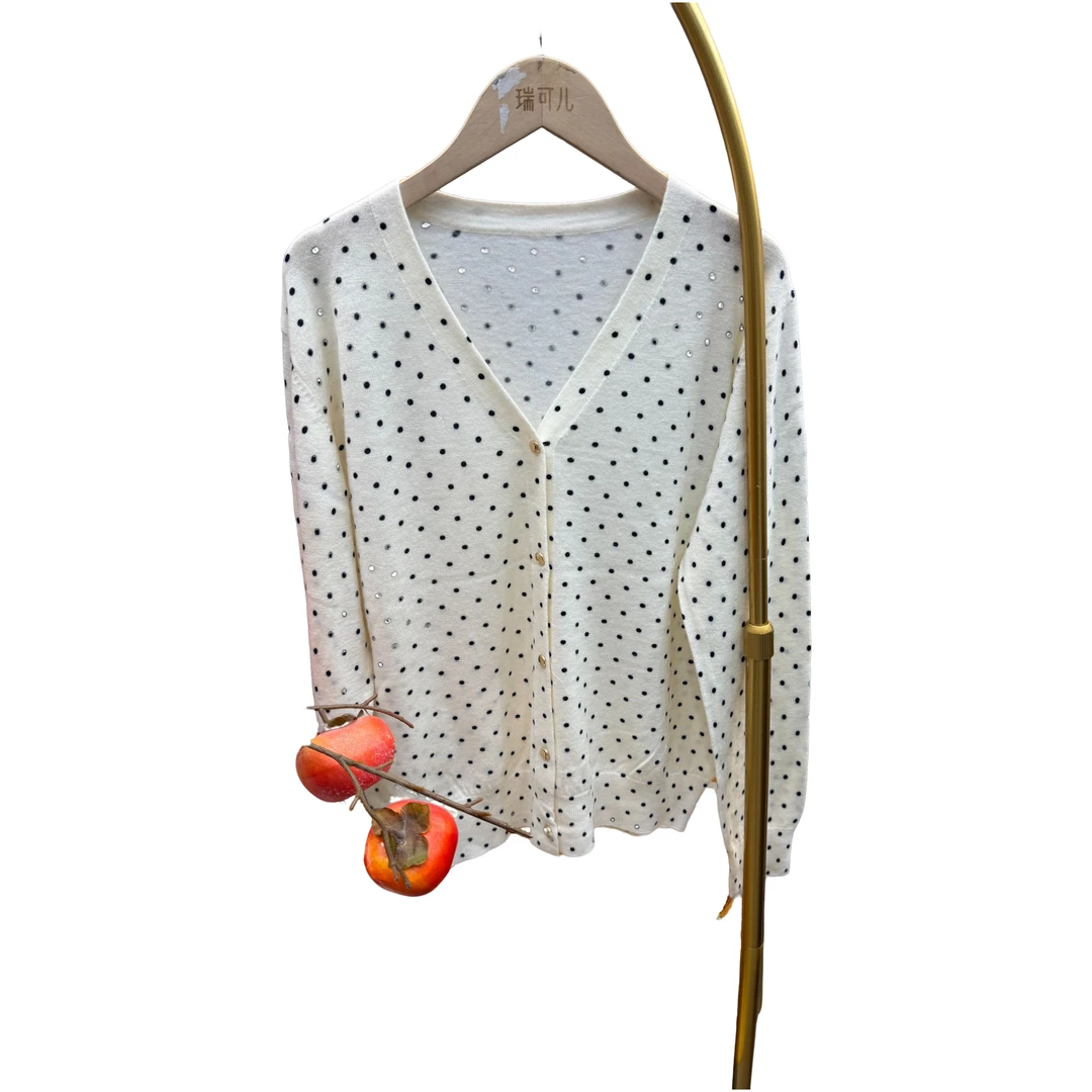 韩版时尚撞色圆点V领长袖开衫女2025年夏季大码修身显瘦百搭上衣