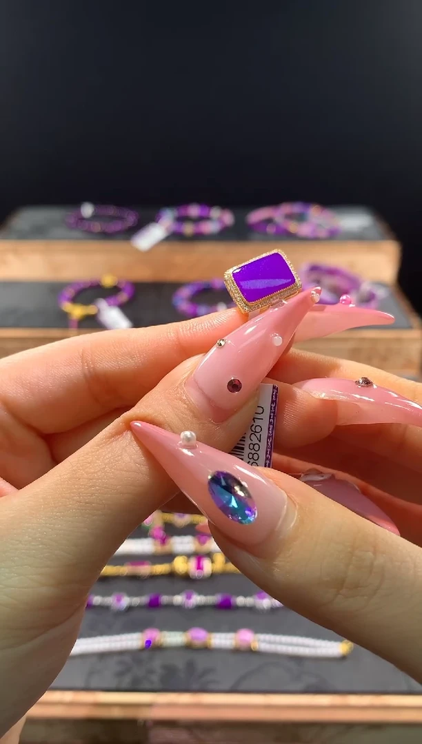 苏纪石（舒俱来）18K金镶嵌，潘潘