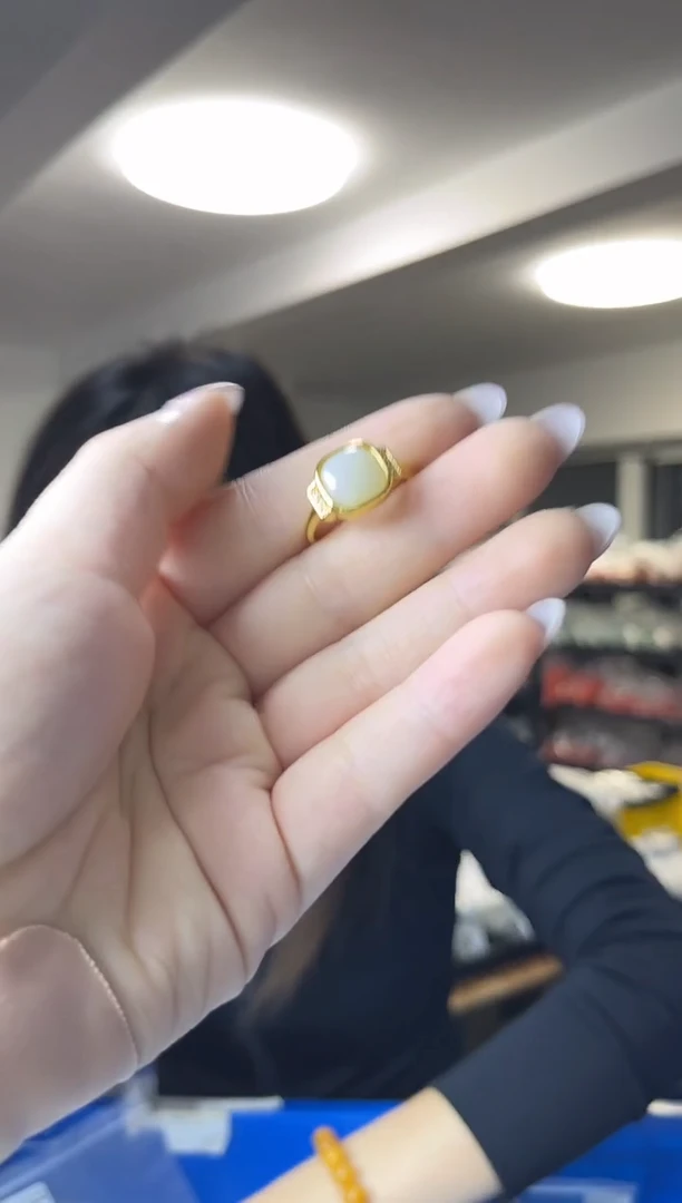 未镶嵌戒指和田玉（多样性发一件）