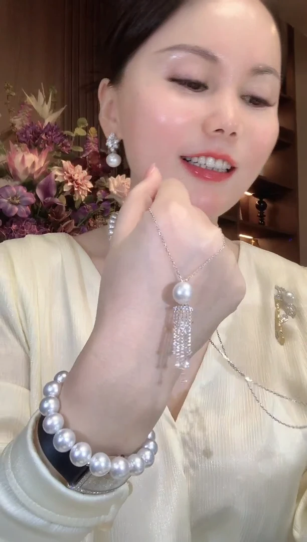 18K金镶嵌套链海水珍珠C69