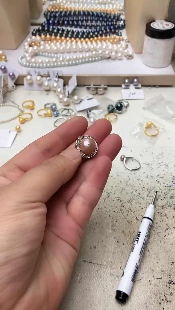 淡水珍珠未镶嵌颈饰1