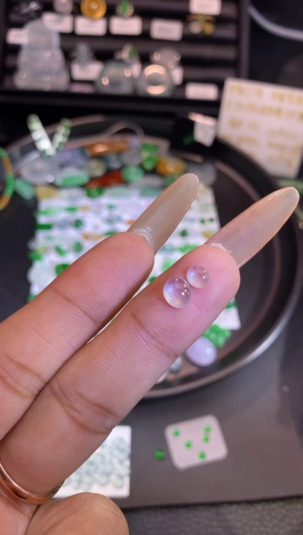 【闪购商品】翡翠挂件未镶嵌蛋