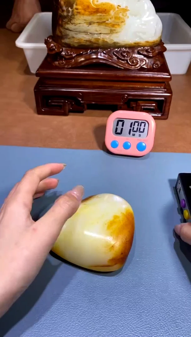 未镶嵌和田玉把件秋****…1