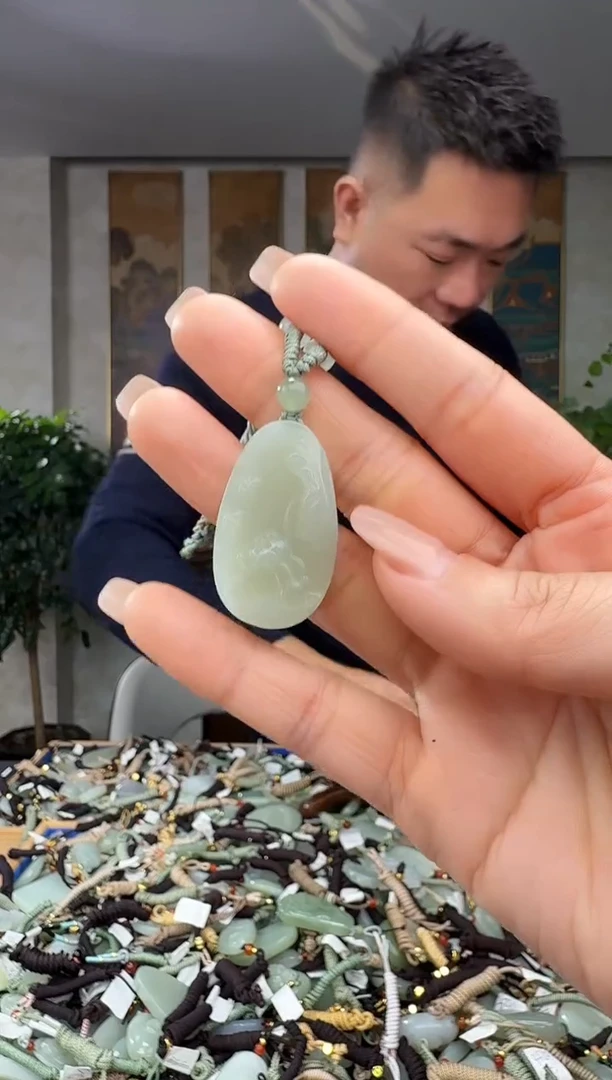 颈饰未镶嵌和田玉拍一发一多样性发货