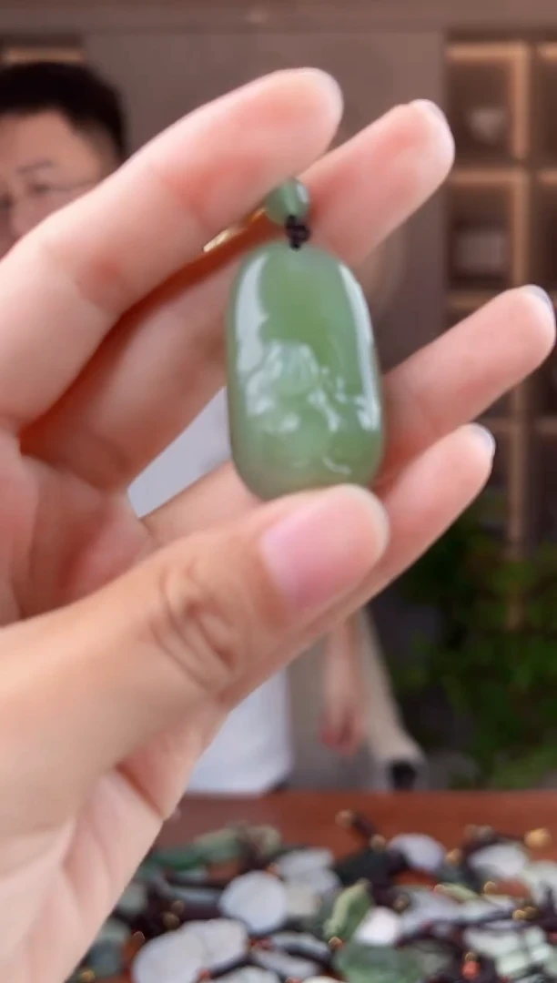 未镶嵌和田玉挂件拍一发一，拍一发一，