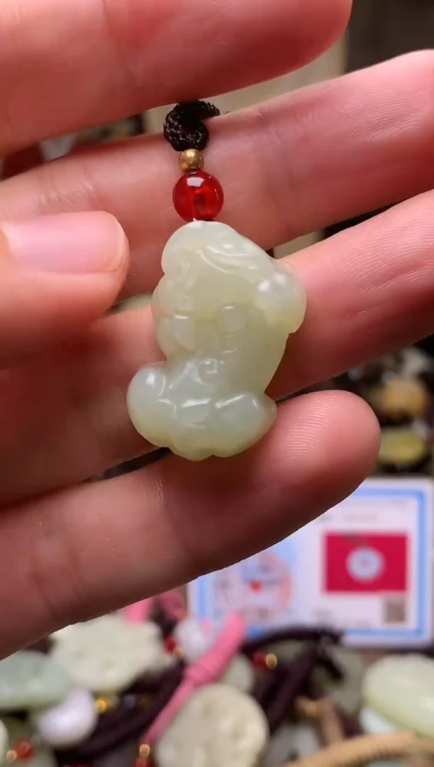颈饰未镶嵌和田玉新疆料青海料清水和田玉吊坠