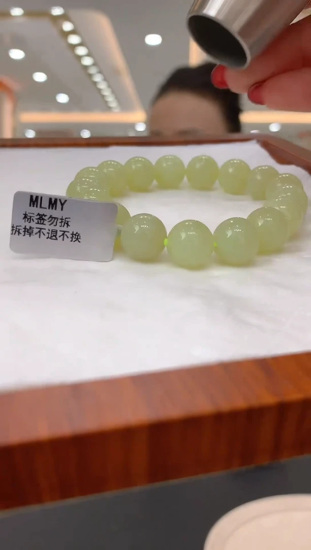 定制和田玉天然和田玉（拍一发一)