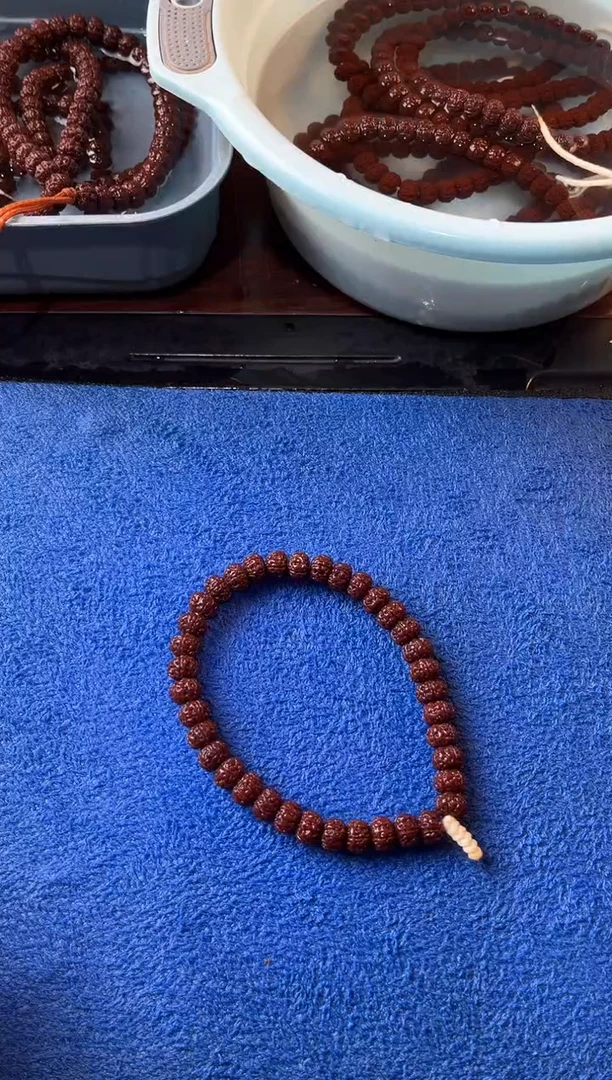 手串金刚菩提九*10+老树王