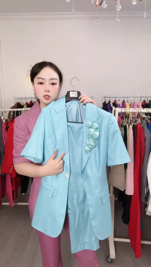 S码 浅蓝色玫瑰花小脚裤套装