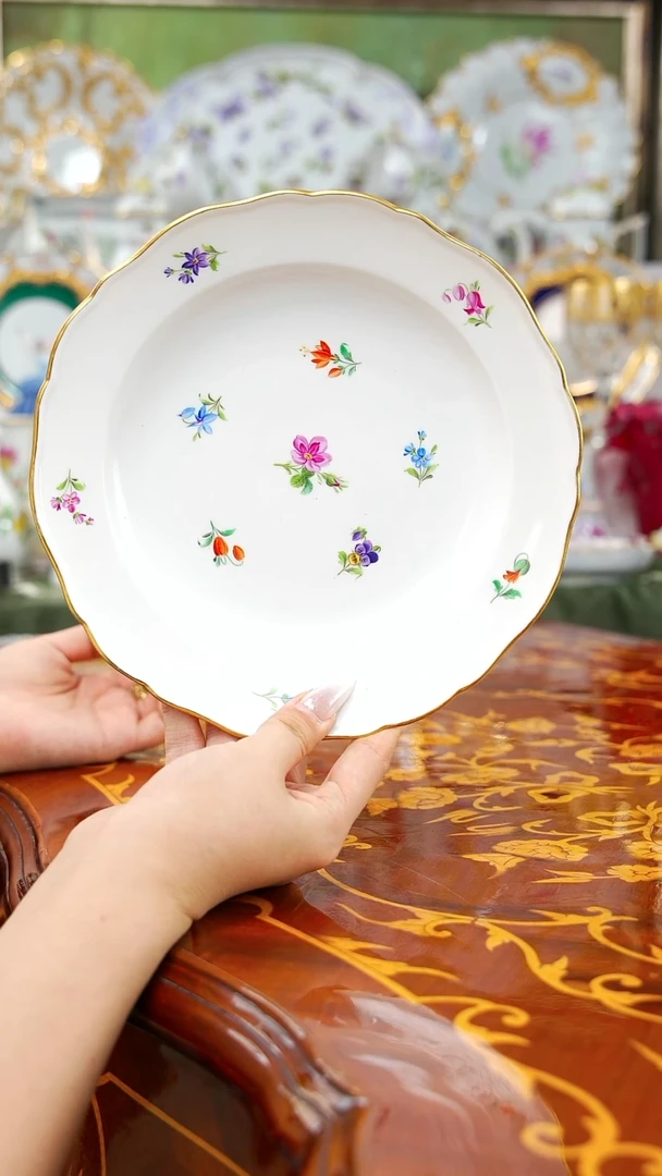 瓷米多家中古瓷器如图所示95