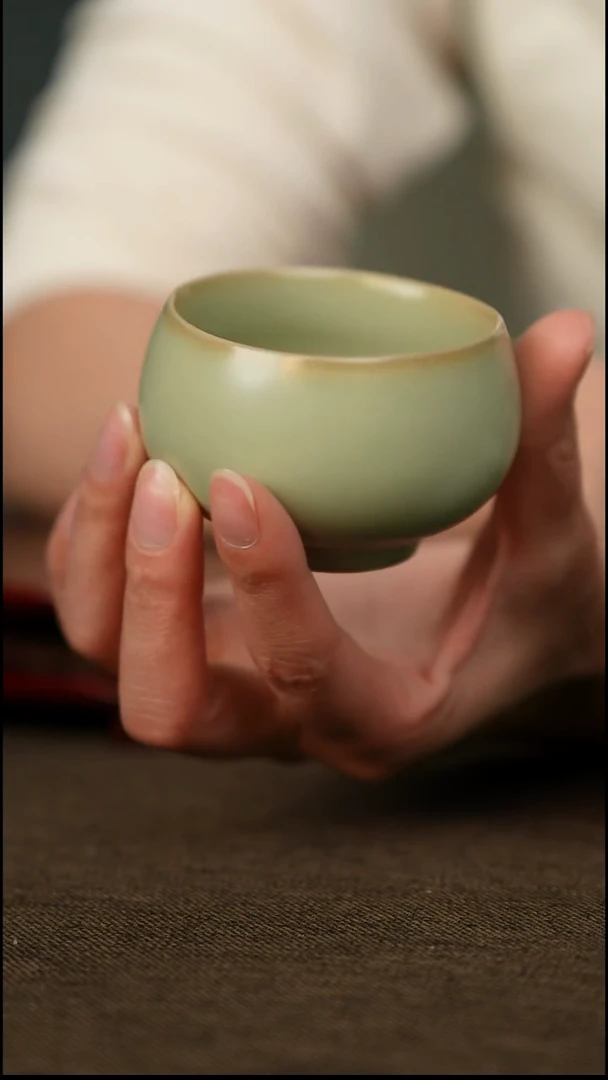 粉青 禅定杯 带底款