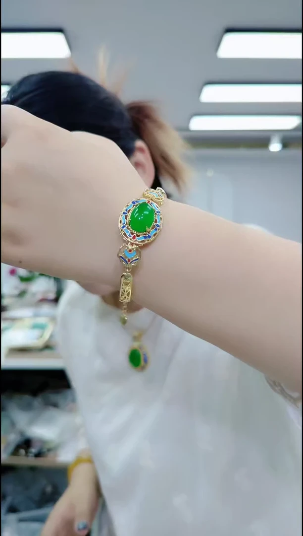 石英岩玉合金颈饰1016绿蛋面手链