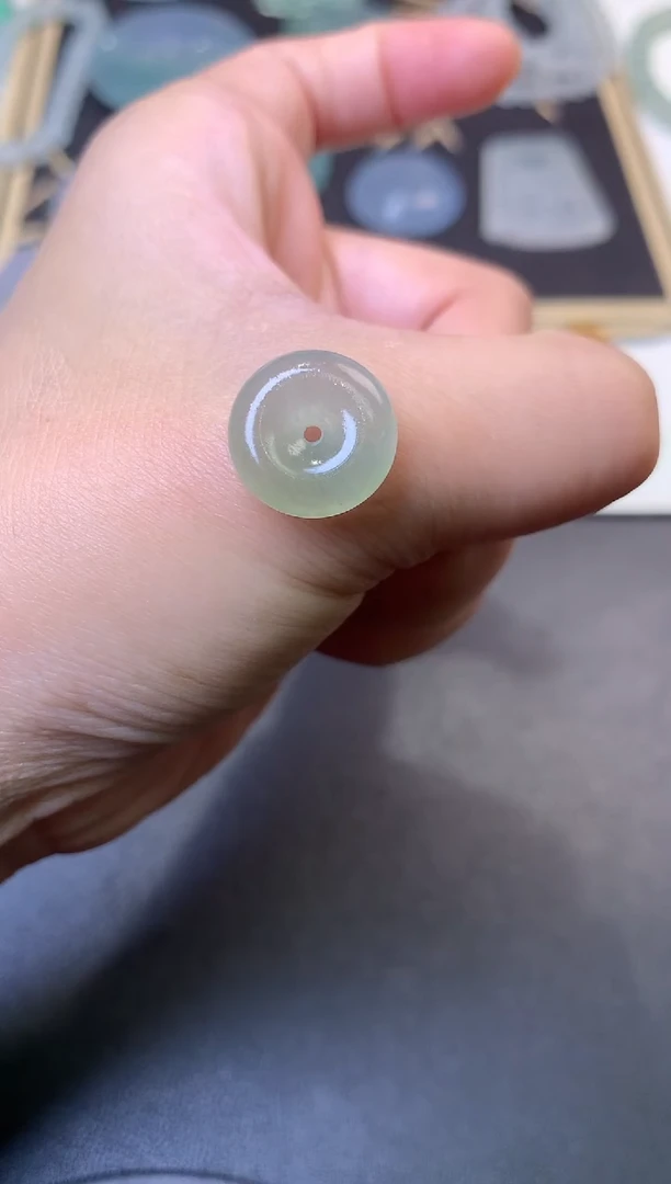 未镶嵌定制翡翠毛货