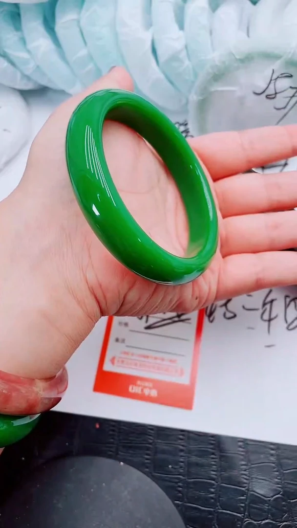 【闪购商品】石英质玉手镯未镶嵌T56-61-62