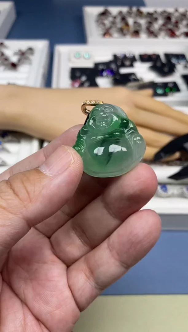 翡翠未镶嵌颈饰缅料翡翠