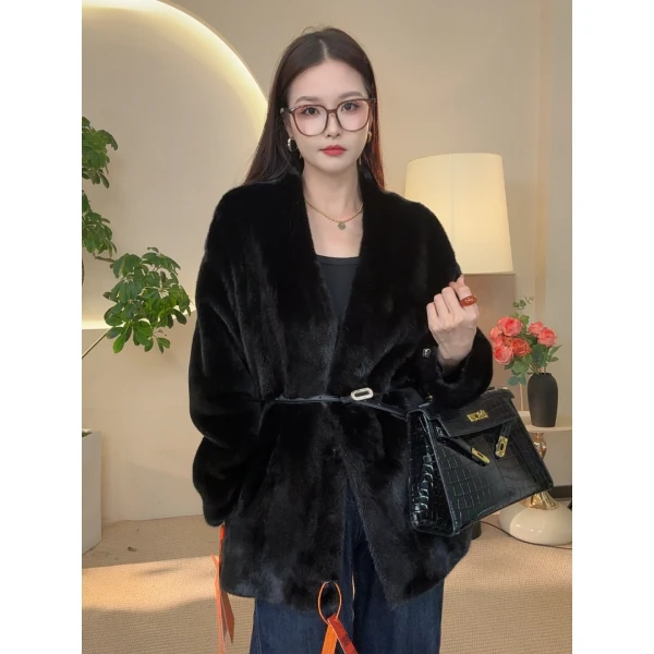 进口天鹅绒水貂皮草外套休闲整貂V领70