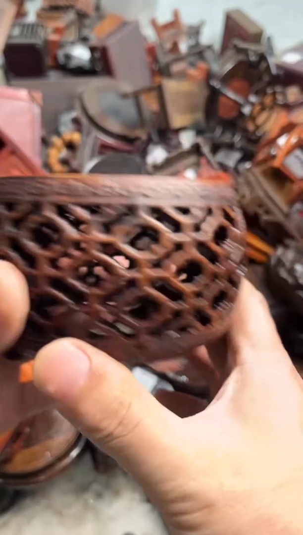 木146红酸枝战鼓底座 中号