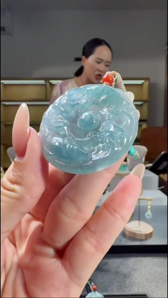 吊坠(不含链)未镶嵌翡翠乾坤鱼