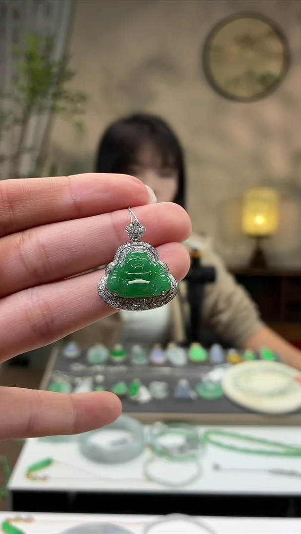 吊坠(不含链)18K金镶嵌翡翠佛公