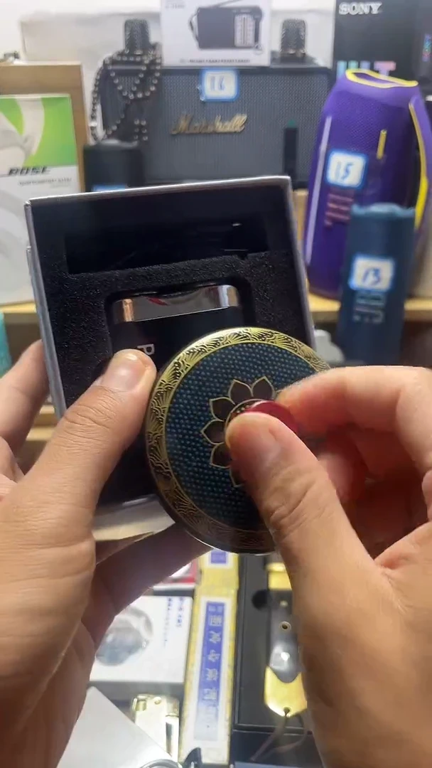 瓷片闪购商品 如图所示