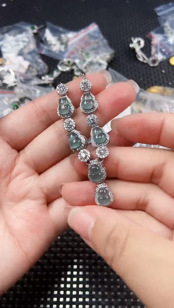 翡翠未镶嵌耳饰1111111111