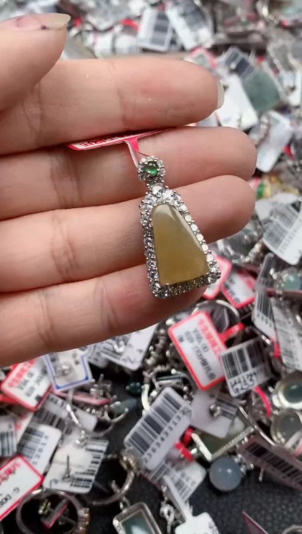 银S925镶嵌戒指翡翠天然A货缅甸翡翠