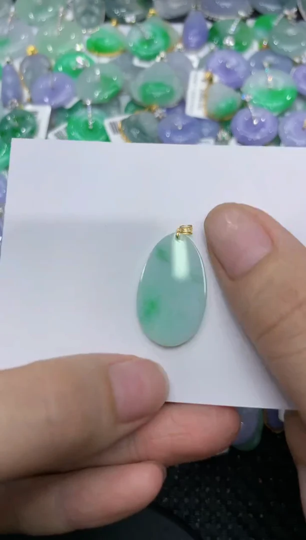 【闪购商品】翡翠颈饰18K金镶嵌1111111111