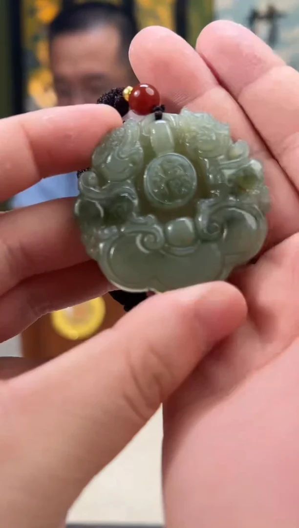 和田玉未镶嵌吊坠(不含链)天然和田玉多样性发货
