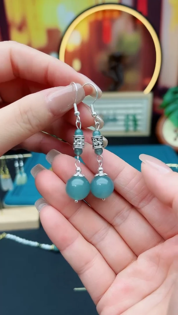 石英质玉（天山翠）银S925镶嵌耳饰420