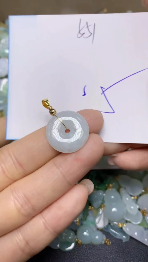 【闪购商品】翡翠挂件合金 天然翡翠A货
