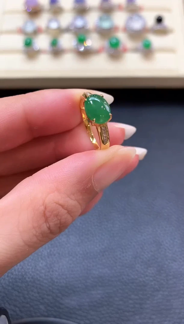 翡翠戒指18K金镶嵌b21