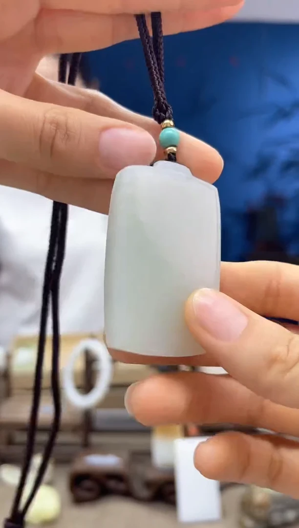 和田玉未镶嵌颈饰1