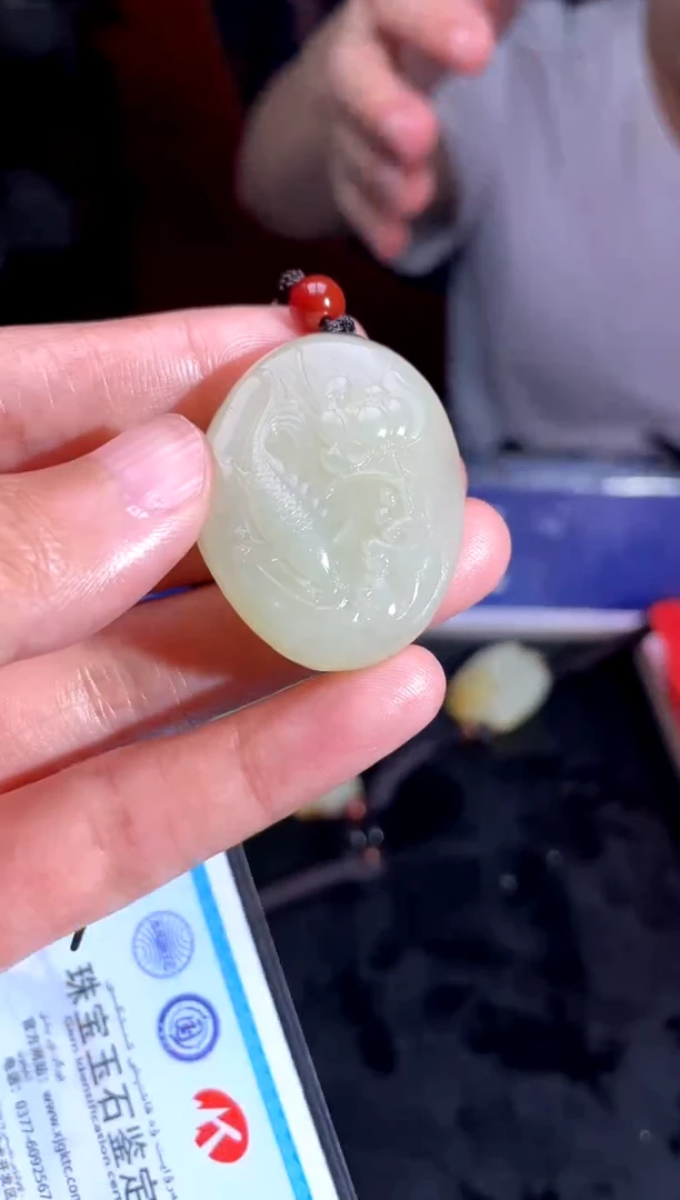 和田玉未镶嵌挂件1
