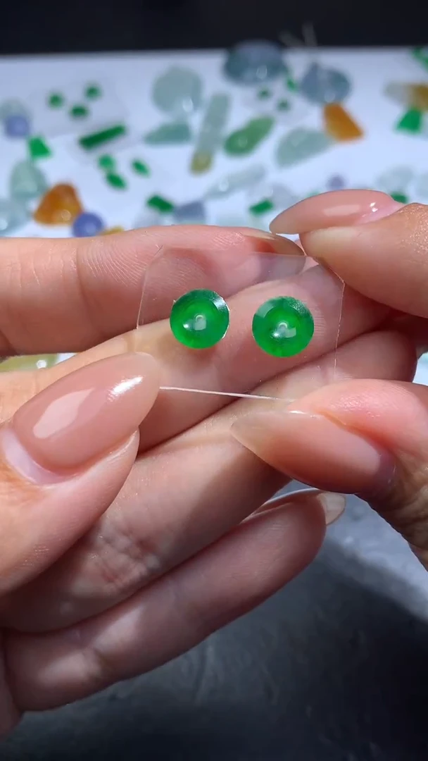 未镶嵌定制翡翠毛货